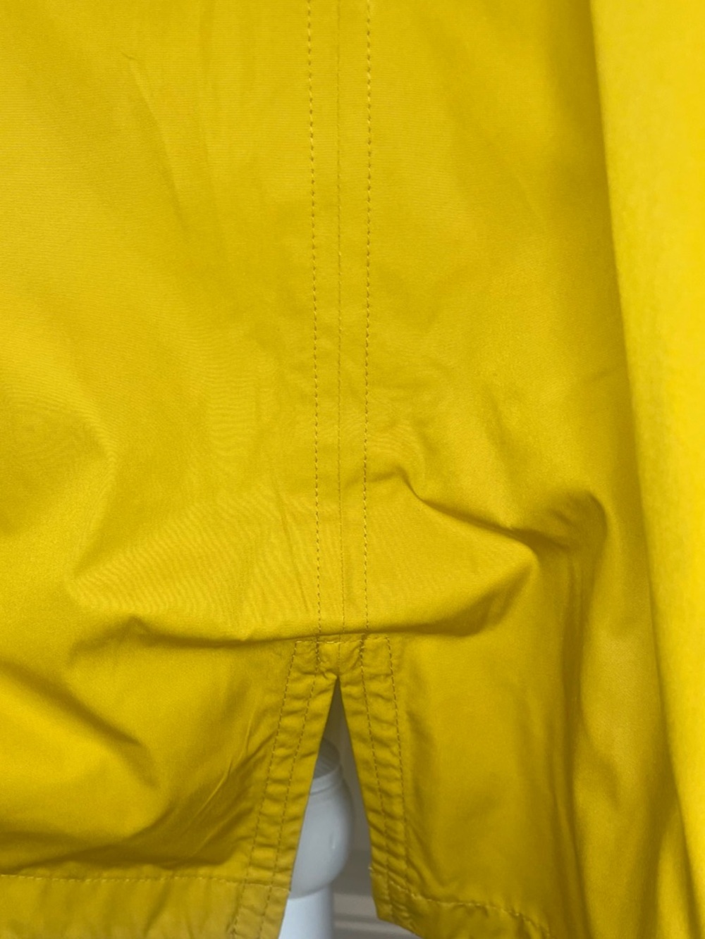Women’s Mustard Yellow Hooded Rain Jacket -Lightweight Size Large - Picture 7 of 11